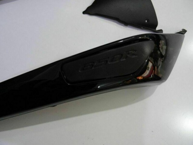2009-2011 Schwarz Kawasaki EX650 Motorrad Verkleidung