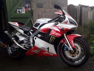 Yamaha YZF 1000 R1 Motorrad Verkleidung 1998-1999 - Rot Weiss Schwarz Gelb Monster Milwaukee MAXXIS 11