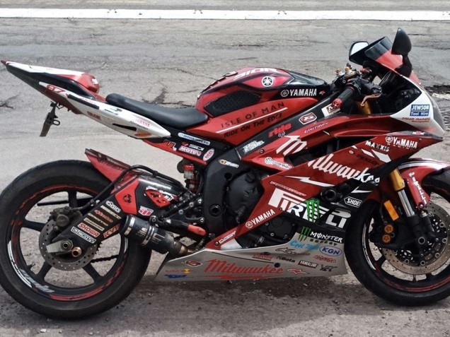 Yamaha YZF 600 R6 Motorrad Verkleidung 2006-2007 - Weiss Rot Schwarz Grun Monster Milwaukee