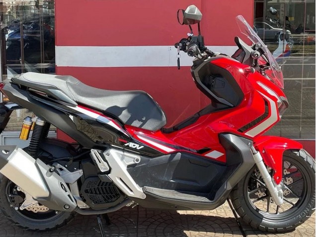 Honda ADV160 Motorrad Verkleidung 2022-2024 - Rot Schwarz