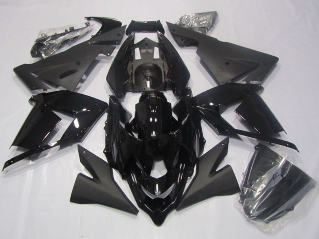 Kawasaki ZX10R Motorrad Verkleidung 2004-2005 - Glanzendes Schwarz Matt Schwarz